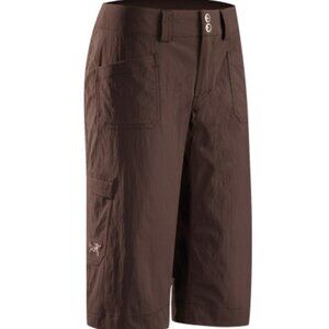 Arc’teryx black Rampart nylon stretch Bermuda knee length hiking climb shorts 12